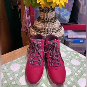 EUC Cole Haan 2.ZERØGRAND Waterproof Hiker Boots Scooter Red Leather Size 8.5